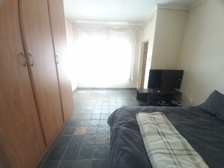 1 Bedroom Property for Sale in Dassie Rand North West